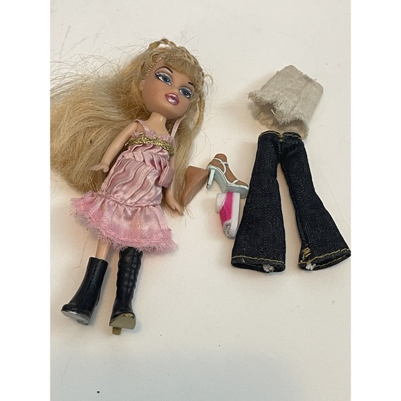MGA Lil Bratz Girlz Mini Nighttime Style Ailani‎ Doll 41/2 in. Redressed Clothes - Picture 1 of 8